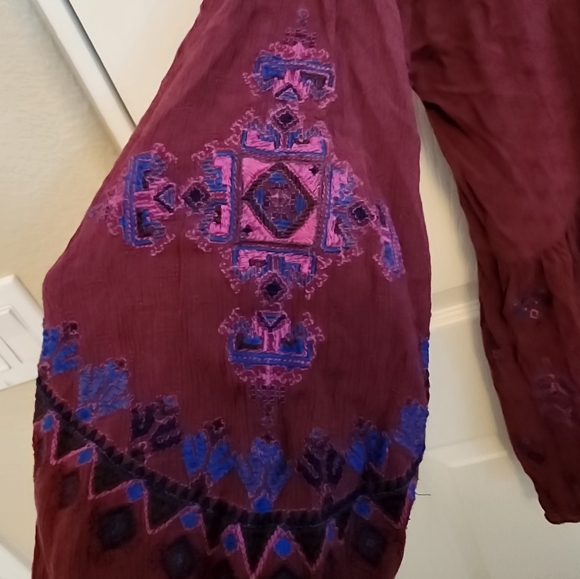 Free People Embroidered Folk Blouse - Picture 6 of 7